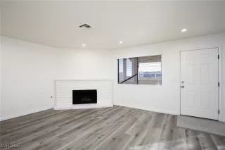 Photo #3: 2684659 Listing 