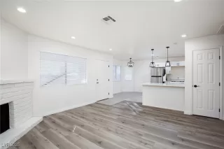 Photo #4: 2684659 Listing 