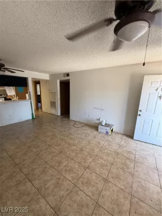 Photo #3: 2684660 Listing 