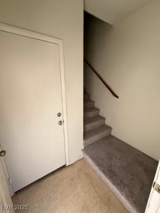 Photo #2: 2684670 Listing 