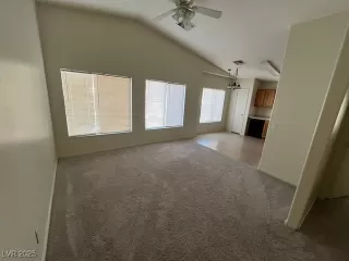 Photo #4: 2684670 Listing 