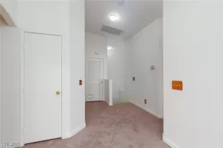 Photo #2: 2684687 Listing 