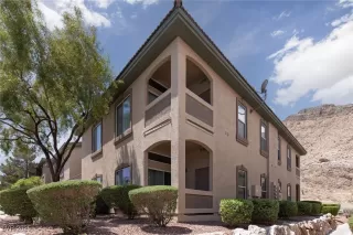 Photo #1: 2684697 Listing 
