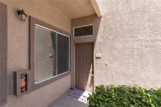 Photo #3: 2684697 Listing 