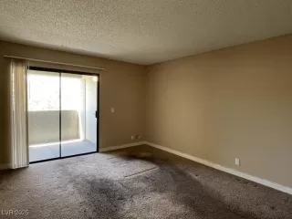Photo #3: 2684700 Listing 