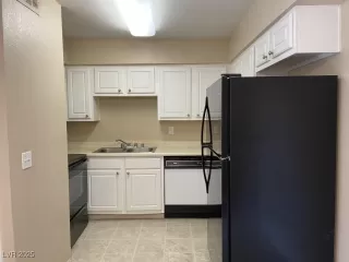 Photo #4: 2684700 Listing 