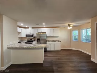 Photo #5: 2684702 Listing 