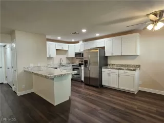 Photo #6: 2684702 Listing 