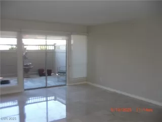 Photo #3: 2684709 Listing 