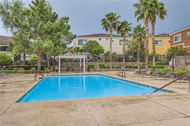 MLS: 2684721 Condo For Sale