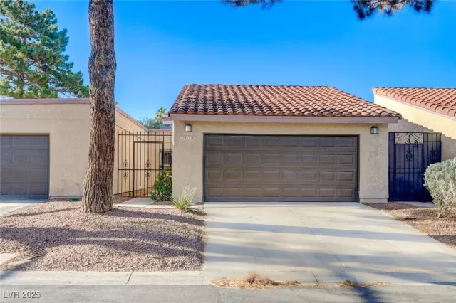 MLS: 2684801 Condo For Sale