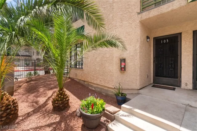 MLS: 2684803 Condo For Sale