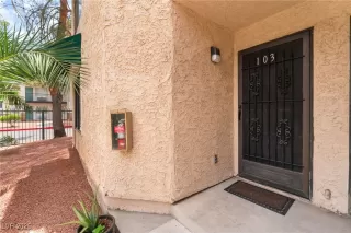 Photo #1: 2684803 Listing 