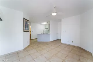 Photo #3: 2684803 Listing 