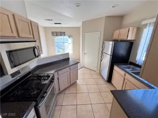 Photo #6: 2684806 Listing 