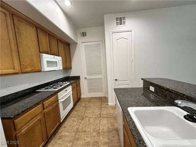MLS: 2684817 Condo For Sale