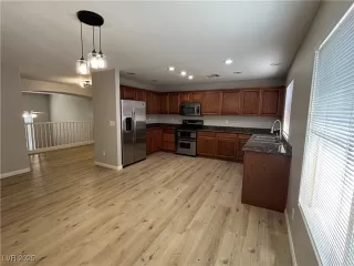 Photo #1: 2684827 Listing 