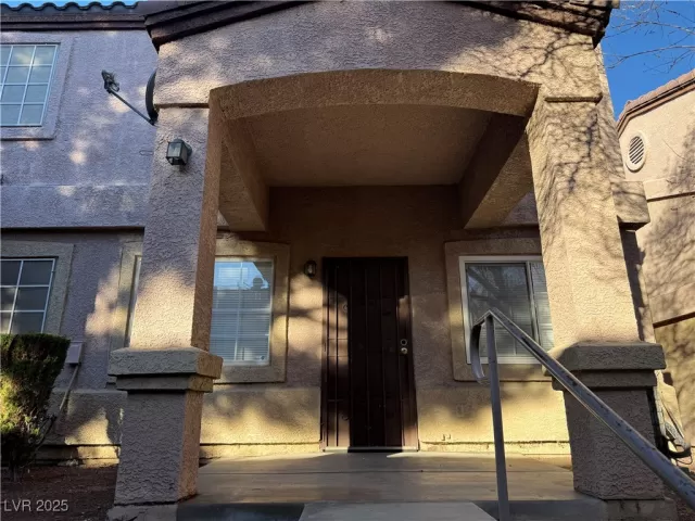 MLS: 2684839 Condo For Sale