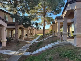 Photo #1: 2684839 Listing 