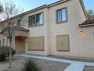 Photo #1: 2684844 Listing