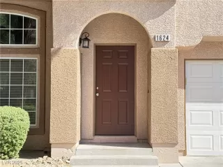 Photo #1: 2684882 Listing 