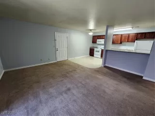 Photo #5: 2684895 Listing 