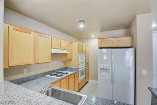 Photo #6: 2684898 Listing 