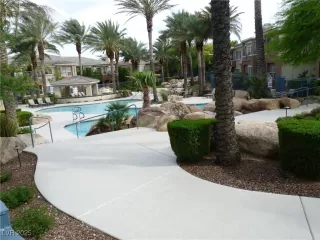 Photo #3: 2684914 Listing 
