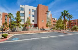 Photo #1: 2684919 Listing 