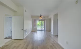 Photo #4: 2684919 Listing 