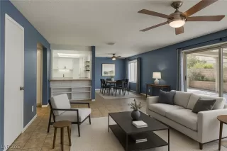 Photo #3: 2684921 Listing