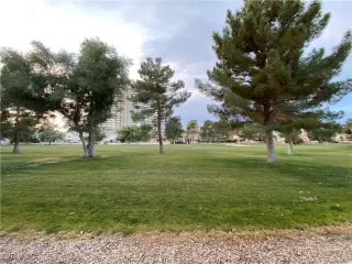 Photo #1: 2684931 Listing 