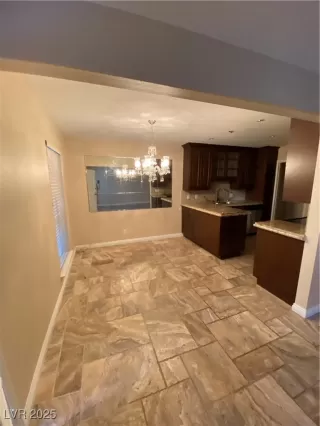 Photo #4: 2684931 Listing 