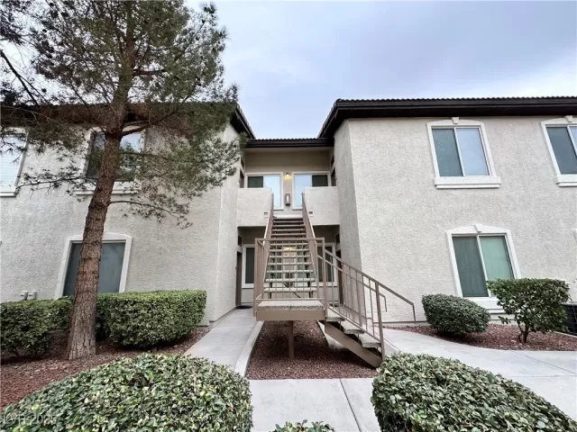 MLS: 2684957 Condo For Sale
