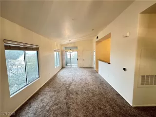 Photo #4: 2684957 Listing 