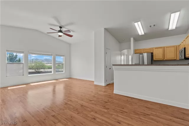 MLS: 2685006 Condo For Sale