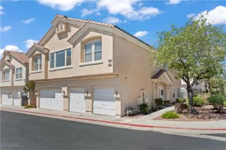 Photo #4: 2685006 Listing 