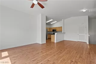 Photo #6: 2685006 Listing 