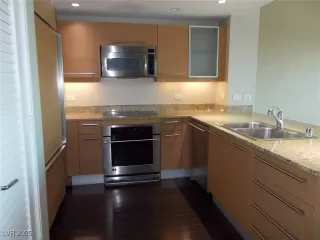 Photo #1: 2685014 Listing 