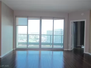 Photo #4: 2685014 Listing 