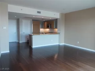 Photo #6: 2685014 Listing 