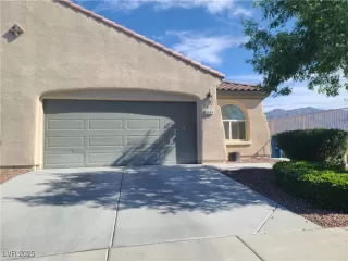 Photo #1: 2685032 Listing 