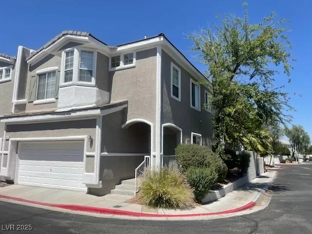 MLS: 2685050 Condo For Sale