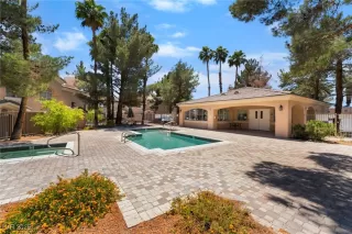 Photo #1: 2685091 Listing