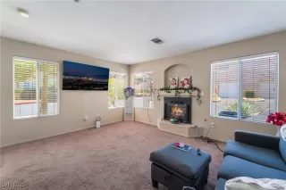 Photo #3: 2685091 Listing