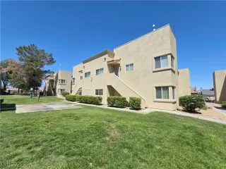 Photo #1: 2685114 Listing 