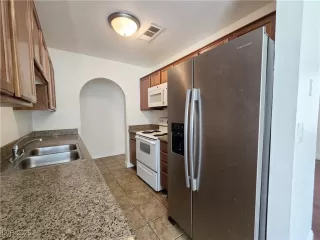 Photo #3: 2685114 Listing 