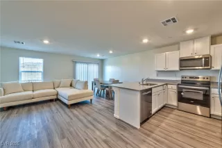 Photo #2: 2685153 Listing 