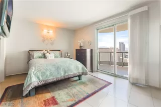 Photo #5: 2685181 Listing