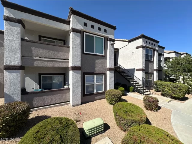 MLS: 2685229 Condo For Sale